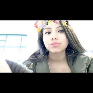 Meet your Posher, Cindy